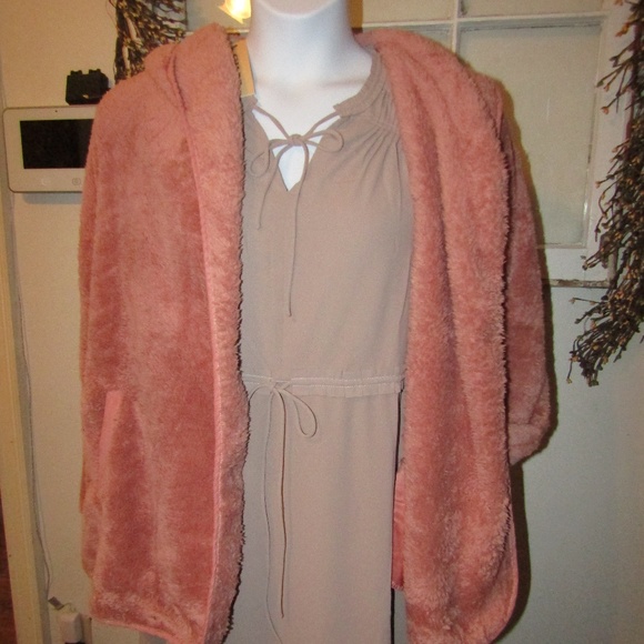 Blush pink teddy fleece cardigan Small only - Picture 4 of 6